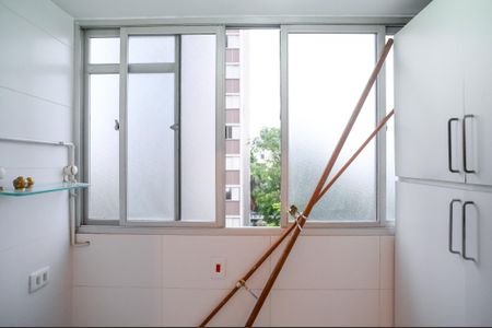 Apartamento à venda com 58m², 2 quartos e 1 vagaÁrea de Serviço