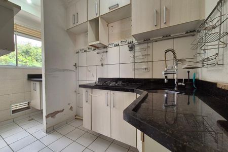 Cozinha de apartamento para alugar com 2 quartos, 45m² em Jardim Itatiaia, Campinas
