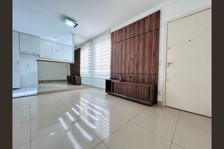 Apartamento para alugar com 2 quartos, 55m² em Cabral, Contagem