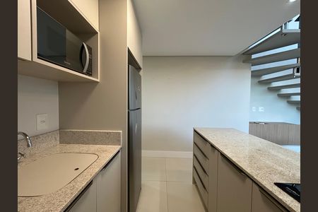 Cozinha de apartamento para alugar com 1 quarto, 46m² em Santo Antonio de Lisboa, Florianópolis