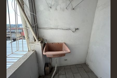 Área de Serviço de casa de condomínio para alugar com 1 quarto, 70m² em Tomás Coelho, Rio de Janeiro