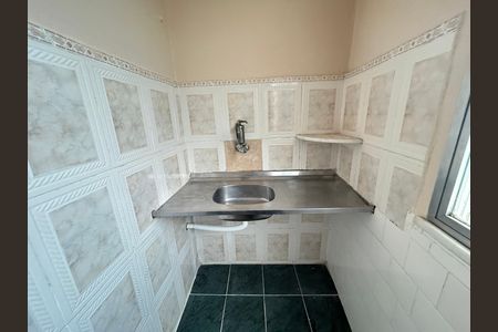 Cozinha de casa de condomínio para alugar com 1 quarto, 70m² em Tomás Coelho, Rio de Janeiro