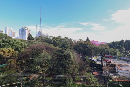 Vista do Quarto 2 de apartamento para alugar com 2 quartos, 57m² em Pinheiros, São Paulo