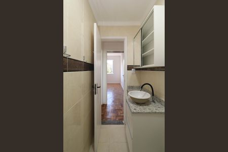 Banheiro de apartamento para alugar com 2 quartos, 57m² em Pinheiros, São Paulo