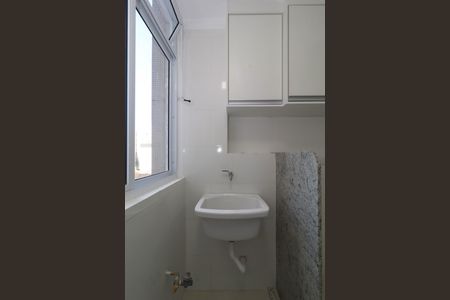 Área de Serviço de apartamento para alugar com 2 quartos, 57m² em Pinheiros, São Paulo