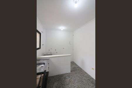 Cozinha e Área de Serviço de apartamento para alugar com 3 quartos, 89m² em Jardim Olavo Bilac, São Bernardo do Campo