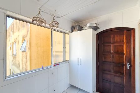 Apartamento à venda com 120m², 2 quartos e 1 vaga Apartamento à venda com 120m², 2 quartos e 1 vagaÁrea de Serviço