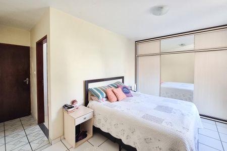Apartamento à venda com 120m², 2 quartos e 1 vaga Apartamento à venda com 120m², 2 quartos e 1 vagaSuíte