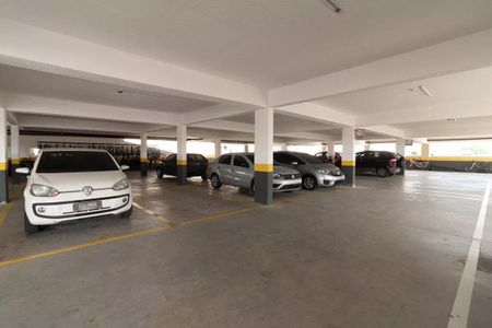 Apartamento para alugar com 52m², 2 quartos e 1 vaga Apartamento para alugar com 52m², 2 quartos e 1 vagaEstacionamento