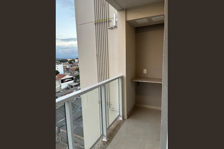 Apartamento para alugar com 52m², 2 quartos e 1 vaga Apartamento para alugar com 52m², 2 quartos e 1 vagaVaranda