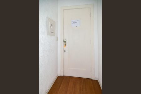 Entrada de apartamento à venda com 2 quartos, 100m² em Bela Vista, São Paulo