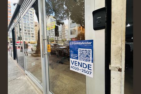 Apartamento à venda com 30m², 1 quarto e sem vaga Apartamento à venda com 30m², 1 quarto e sem vagaFachada