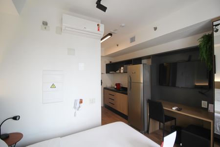 Studio à venda com 21m², 1 quarto e sem vaga Studio à venda com 21m², 1 quarto e sem vagaSuíte