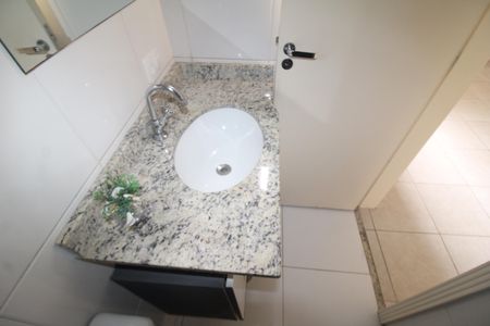 Quarto 2 - Banheiro de apartamento para alugar com 2 quartos, 60m² em Vila Vitorio Mazzei, São Paulo