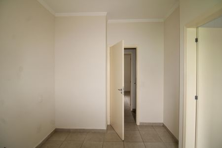 Quarto 1 de apartamento para alugar com 2 quartos, 60m² em Vila Vitorio Mazzei, São Paulo