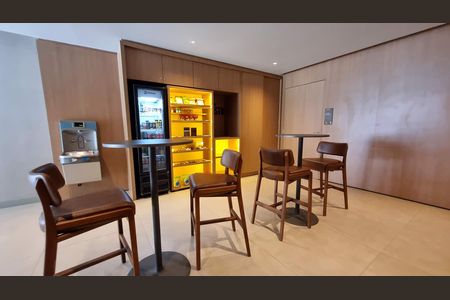 Apartamento à venda com 184m², 3 quartos e 3 vagascafé  espaço