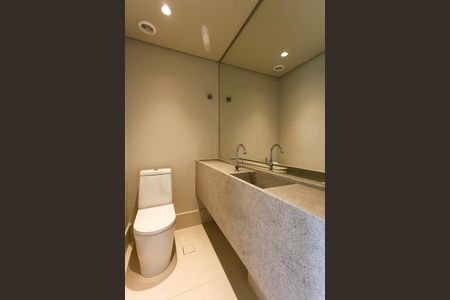 Apartamento à venda com 184m², 3 quartos e 3 vagaslavabo