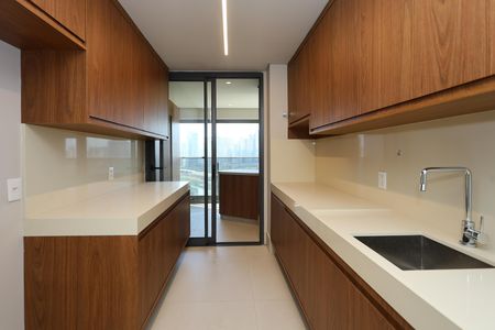 Apartamento à venda com 184m², 3 quartos e 3 vagascozinha