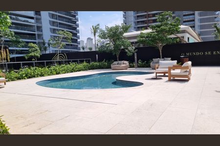 Apartamento à venda com 184m², 3 quartos e 3 vagasÁrea comum - Piscina