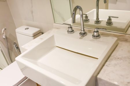 Apartamento à venda com 184m², 3 quartos e 3 vagasBanheiro da Suíte 2