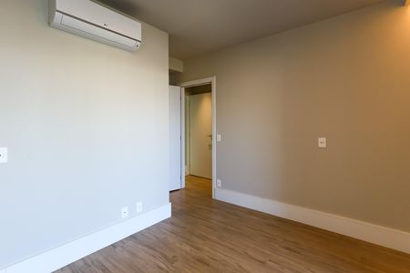 Apartamento à venda com 184m², 3 quartos e 3 vagassuíte 2