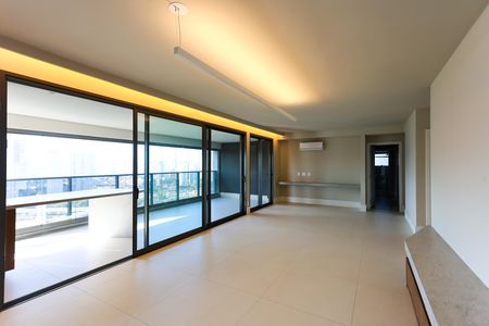 Apartamento à venda com 184m², 3 quartos e 3 vagasSala 