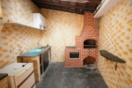 Casa para alugar com 220m², 3 quartos e 2 vagasChurrasqueira