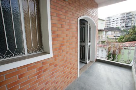 Casa para alugar com 220m², 3 quartos e 2 vagasVaranda da Suíte