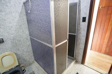 Casa para alugar com 220m², 3 quartos e 2 vagasBanheiro Social 2