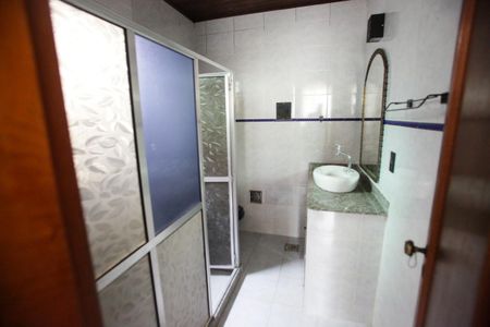 Casa para alugar com 220m², 3 quartos e 2 vagasBanheiro da Suíte