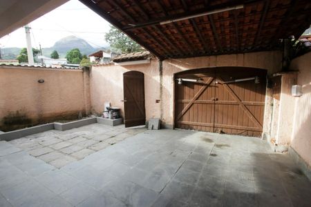 Casa para alugar com 220m², 3 quartos e 2 vagasGaragem