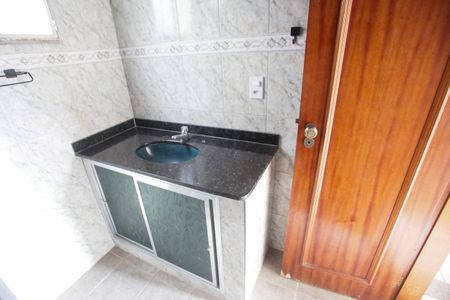 Casa para alugar com 220m², 3 quartos e 2 vagasBanheiro Social 1