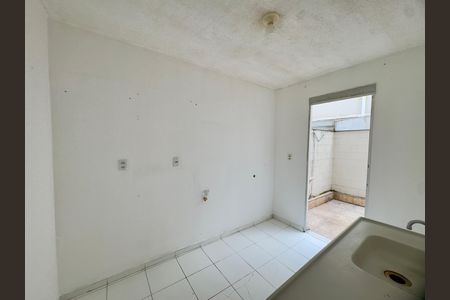 Banheiro de apartamento para alugar com 2 quartos, 52m² em Vila Alzira, Guarulhos