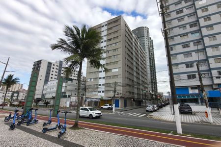 Studio para alugar com 32m², 0 quarto e 1 vaga Studio para alugar com 32m², 0 quarto e 1 vagaFachada