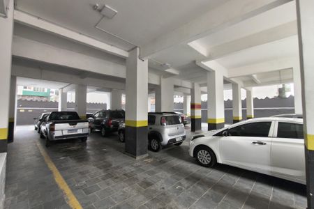 Studio para alugar com 32m², 0 quarto e 1 vaga Studio para alugar com 32m², 0 quarto e 1 vagaGaragem