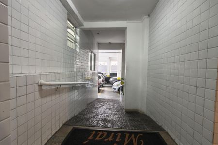 Studio para alugar com 32m², 0 quarto e 1 vaga Studio para alugar com 32m², 0 quarto e 1 vagaRampa de acesso