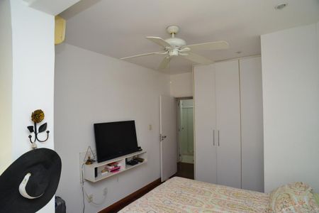 Apartamento à venda com 150m², 3 quartos e 2 vagas Apartamento à venda com 150m², 3 quartos e 2 vagasQuarto 2