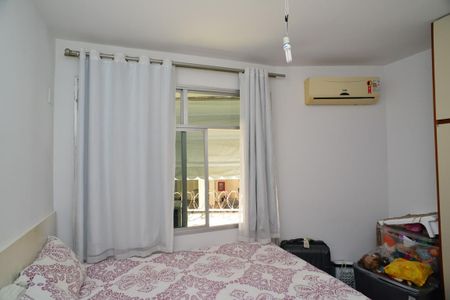 Apartamento à venda com 150m², 3 quartos e 2 vagas Apartamento à venda com 150m², 3 quartos e 2 vagasQuarto 1