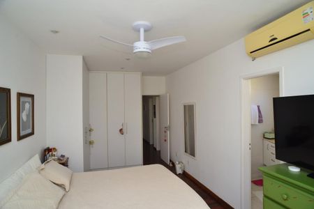 Suíte de apartamento à venda com 3 quartos, 150m² em Barra da Tijuca, Rio de Janeiro