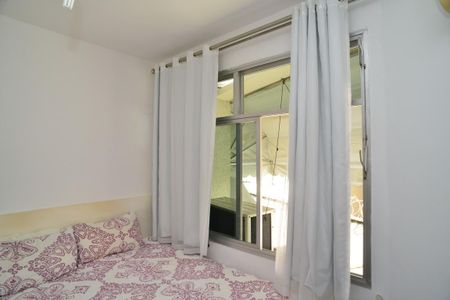 Apartamento à venda com 150m², 3 quartos e 2 vagas Apartamento à venda com 150m², 3 quartos e 2 vagasQuarto 1
