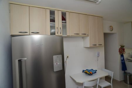 Apartamento à venda com 150m², 3 quartos e 2 vagas Apartamento à venda com 150m², 3 quartos e 2 vagasCozinha