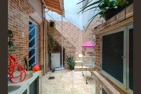 Casa para alugar com 212m², 3 quartos e sem vagaQuintal