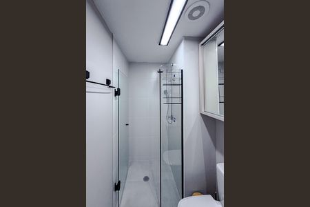 Banheiro da Suíte de kitnet/studio para alugar com 1 quarto, 28m² em Liberdade, São Paulo