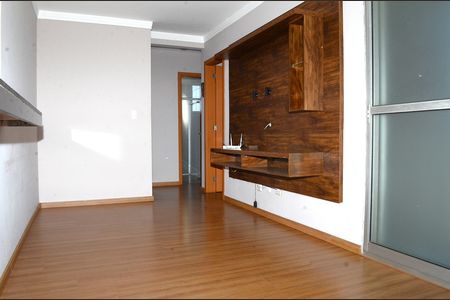 Apartamento para alugar com 78m², 3 quartos e 1 vagaSala