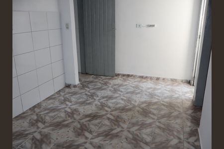 Quarto de casa para alugar com 1 quarto, 40m² em Vila California, São Paulo