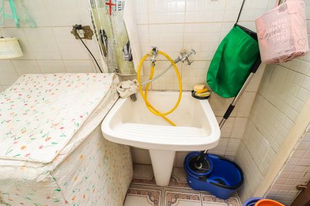 Casa à venda com 190m², 5 quartos e 2 vagasÁrea de Serviço