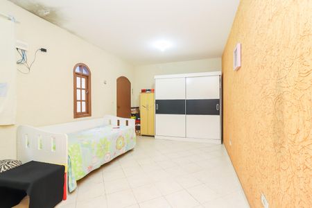 Casa à venda com 190m², 5 quartos e 2 vagasQuarto 2