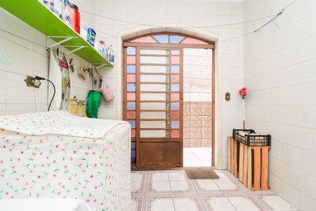 Casa à venda com 190m², 5 quartos e 2 vagasÁrea de Serviço