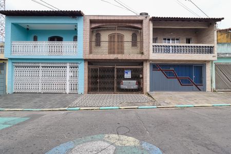 Casa à venda com 190m², 5 quartos e 2 vagasFachada