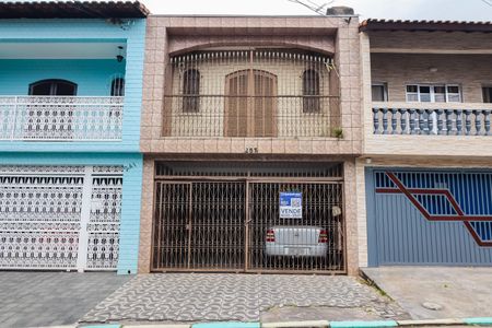 Casa à venda com 190m², 5 quartos e 2 vagasFachada